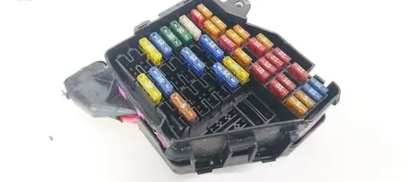 Audi A6 S6 C5 4B Fuse box set