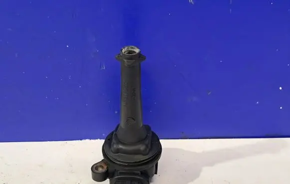 Volvo V70 High voltage ignition coil 30713416