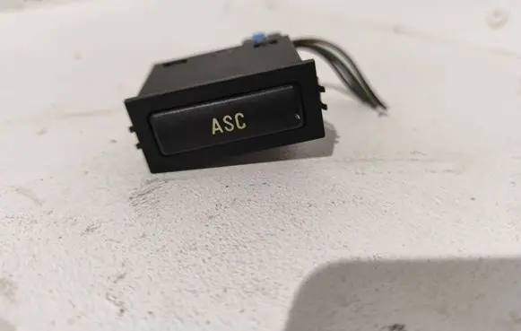 Traction control (ASR) switch