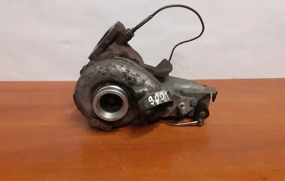 Mercedes-Benz C W204 Turbo A6460901080 9001