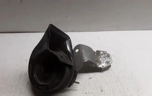 Volkswagen Golf V Horn signal 703881157
