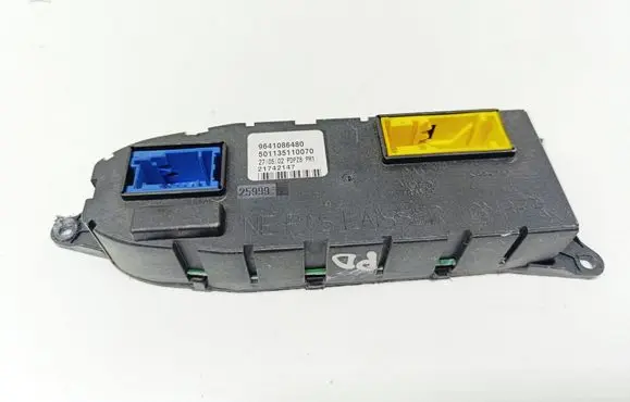 Peugeot 607 Door control unit/module 9641086480