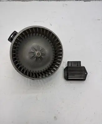 Toyota Corolla Verso AR10 Heater fan/blower 19400 499302121