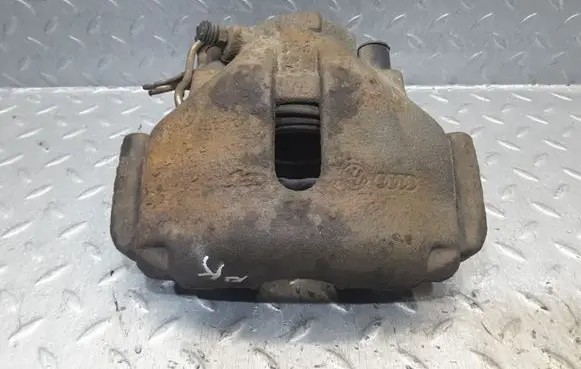 Volkswagen PASSAT B5 Front brake caliper