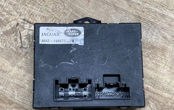 Land Rover Range Rover Velar Other control units/modules J8A214B673BA
