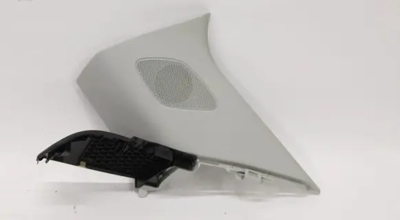 Audi Q3 8U Other sill/pillar trim element 8U0867246