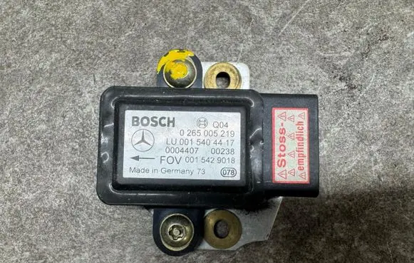 Mercedes-Benz A W168 ESP acceleration yaw rate sensor 0015429018 0265005219