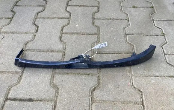BMW 3 E46 Under headlight/headlamp trim 7030551