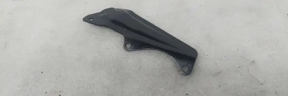 Audi Q7 4M Other engine bay part 06E103177A