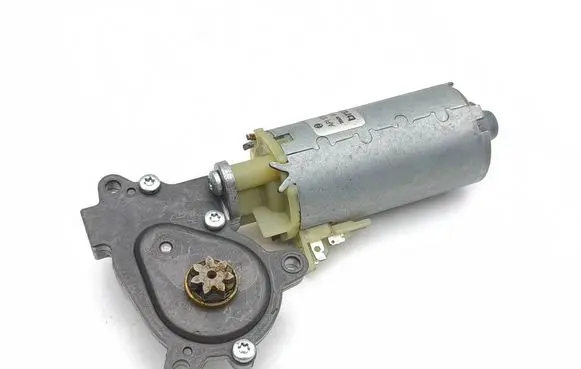Bentley Flying Spur Seat adjustment motor 0130002582 290905F 901890102