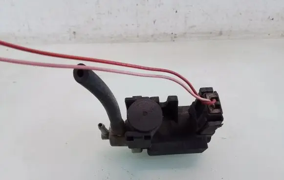 Hyundai H-100 Turbo solenoid valve 72190315