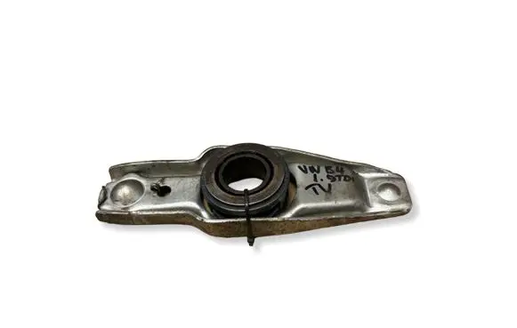 Volkswagen PASSAT B4 Clutch release arm fork 043151000388
