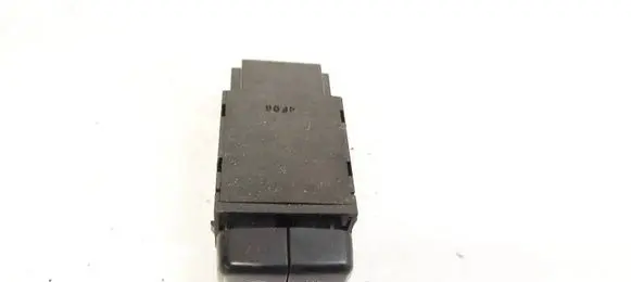 Mitsubishi Grandis Fog light switch 