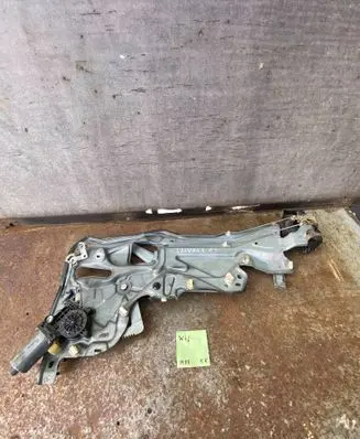 Renault Laguna I Rear door window regulator with motor 192923XXX