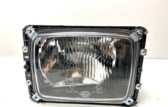 Mercedes-Benz 207 310 Headlight/headlamp A0008209661 0008209661