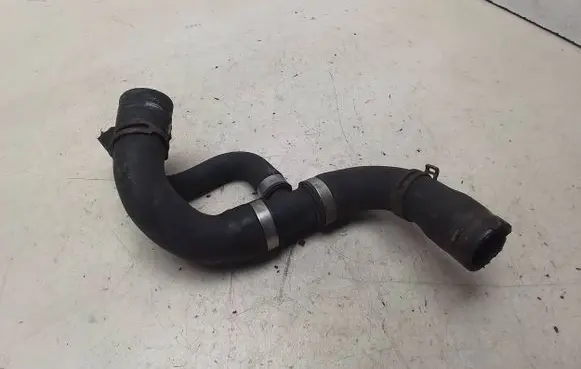 Opel Zafira B Engine coolant pipe/hose S5000231