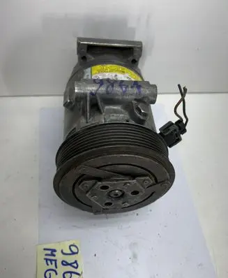Renault Megane II Air conditioning (A/C) compressor (pump) 8200309193 01140018