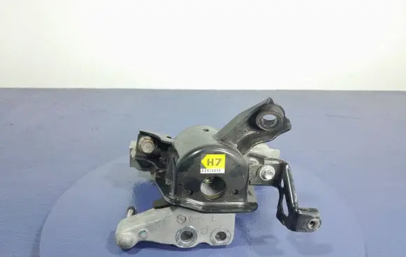 Lexus NX Engine mount vacuum valve 