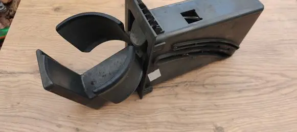 Volvo V70 Cup holder 38657375