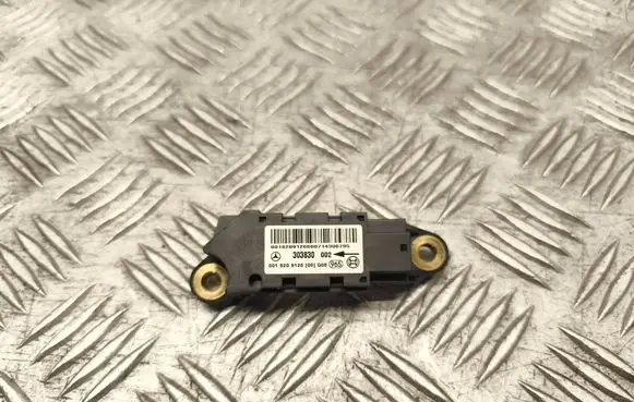 Mercedes-Benz E W211 Airbag deployment crash/impact sensor 0018209126 303830002