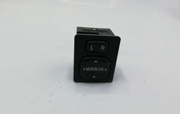 Toyota Corolla Verso E121 Wing mirror switch 769746