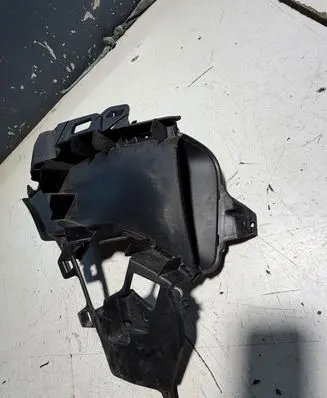 Citroen C5 Aircross II Air intake duct part 9843114880 99949502