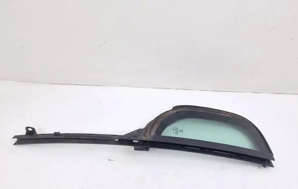 Peugeot 308 Rear vent window glass DOT27M23100AS2 E000184 43R001057