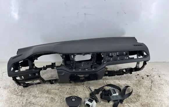 Volkswagen T-Roc Airbag set with panel 