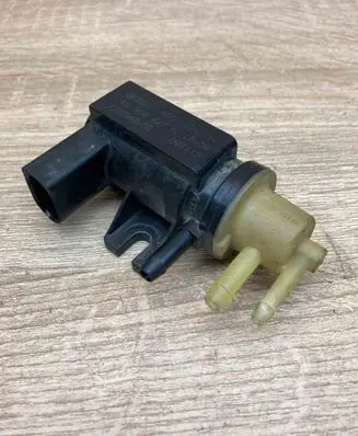 Volkswagen PASSAT B6 Turbo solenoid valve 1K0906627A