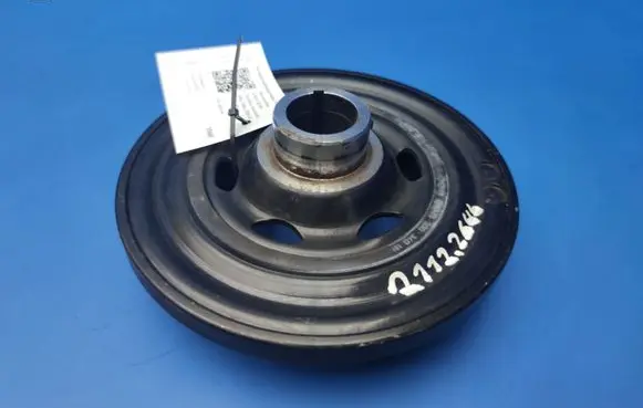 Mercedes-Benz E W211 Crankshaft pulley 220CDI