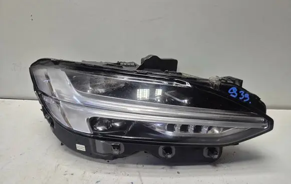 Volvo S90, V90 Headlight/headlamp 31386171.BSP