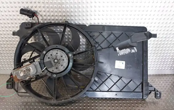 Ford Focus Air conditioning (A/C) fan (condenser) 3M5H-8C607-RE