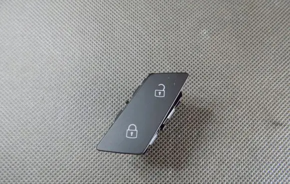 Volkswagen Touareg III Central locking switch button 760962126