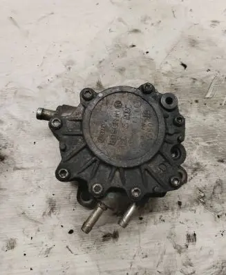 Vacuum pump