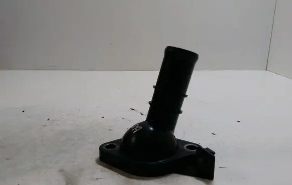 Mazda 3 I Engine coolant pipe/hose