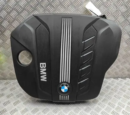 BMW X3 F25 Engine cover (trim) 7811024