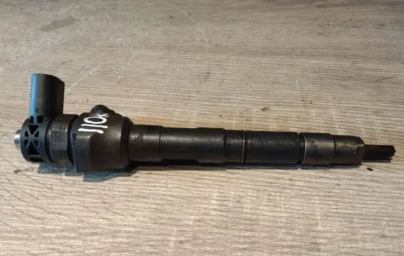 Skoda Octavia Mk3 (5E) Fuel injector