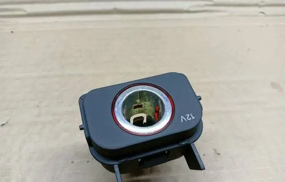 Audi Q5 SQ5 Cigarette lighter 8K0919565
