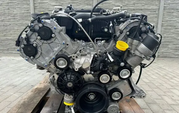 Mercedes-Benz CLS C218 AMG Engine