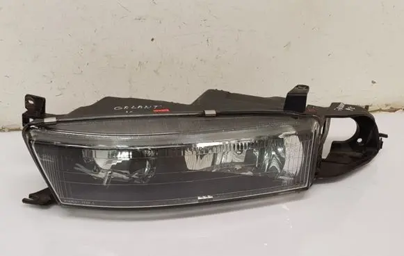 Mitsubishi Galant Headlight/headlamp 7525