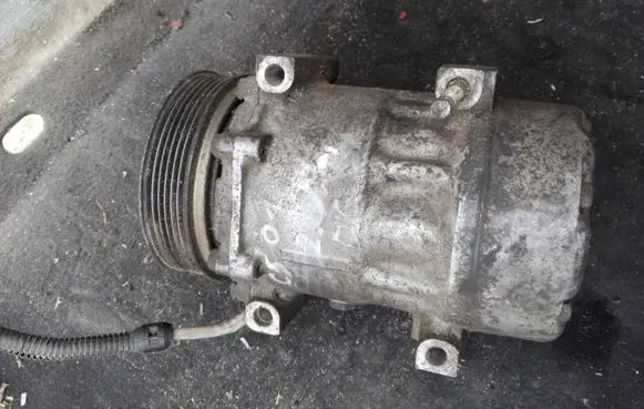 Citroen C5 Air conditioning (A/C) compressor (pump) 3351502145