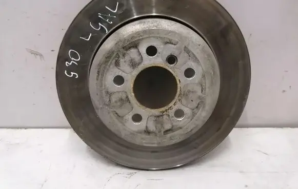 BMW 5 G30 G31 Rear brake disc 6882245