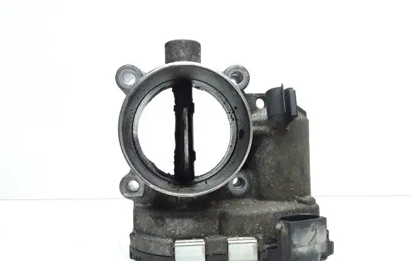 Volvo V70 Throttle valve 8692720 0281002701