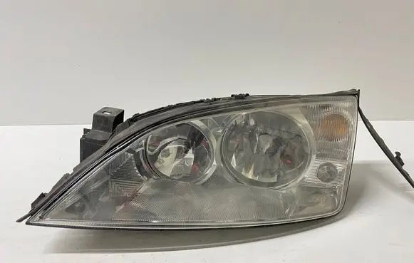 Ford Mondeo Mk III Headlight/headlamp 1S7113006AM 0301174201