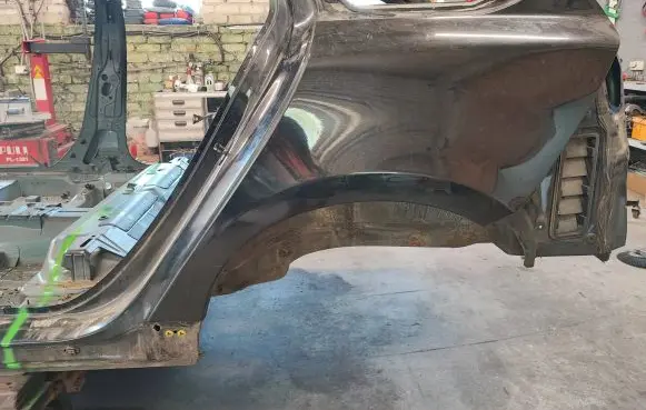 Rear quarter panel