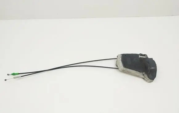 Toyota Verso-S Rear door lock