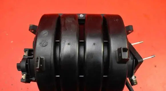 Fiat Sedici Intake manifold