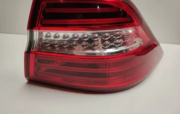 Mercedes-Benz ML W166 Rear/tail lights A1669063201