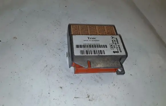Mercedes-Benz E W210 Airbag control unit/module 0018202126 MRSZ29169