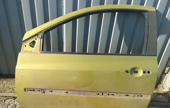 Renault Clio III Door (2 Door Coupe) 